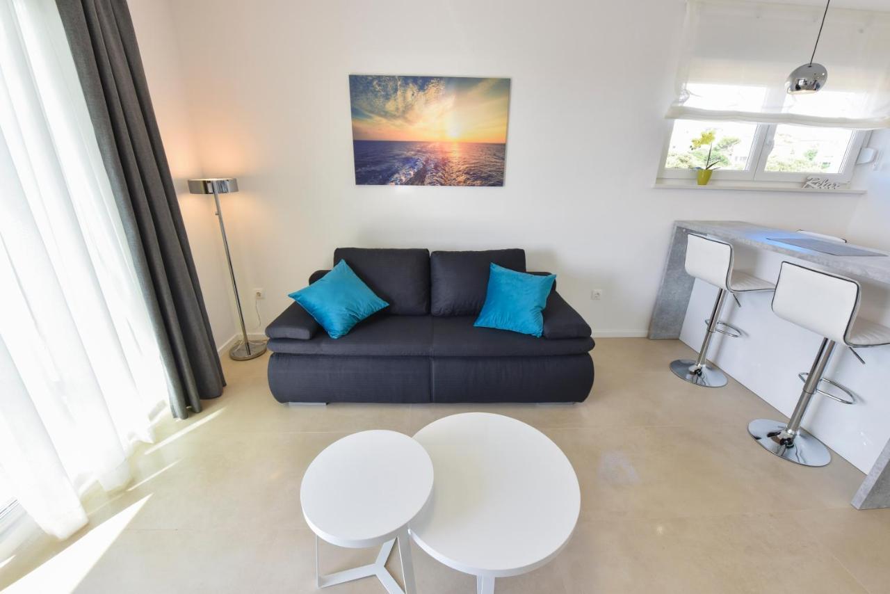 Pool Apartments & Rooms Mare Novalja Exterior foto